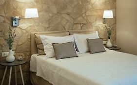 Filoxenion Luxury Rooms & Lofts